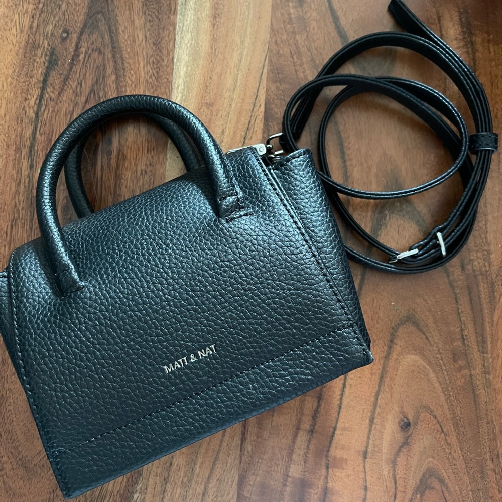 Matt & Nat Mini Crossbody Bag